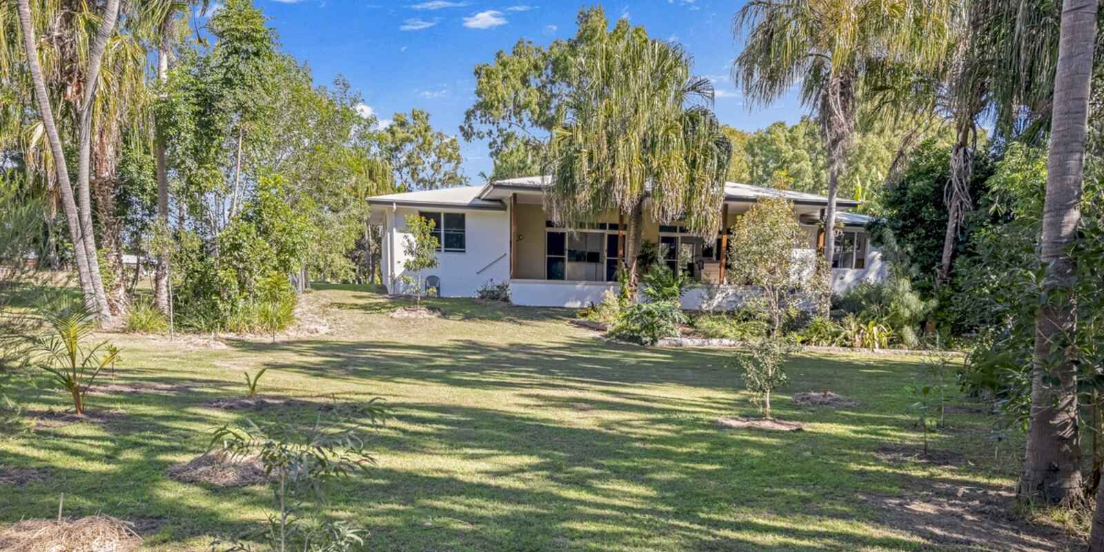 17 Woodlands Lane Moore Park Beach