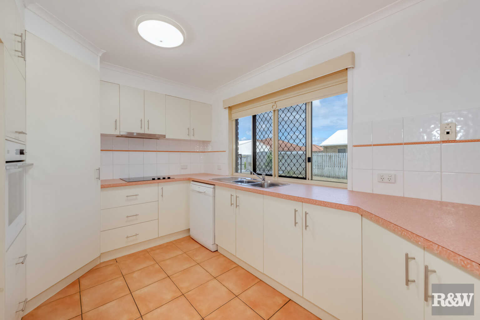 84 McCarthy Road Avenell Heights 84 McCarthy Road Avenell Heights