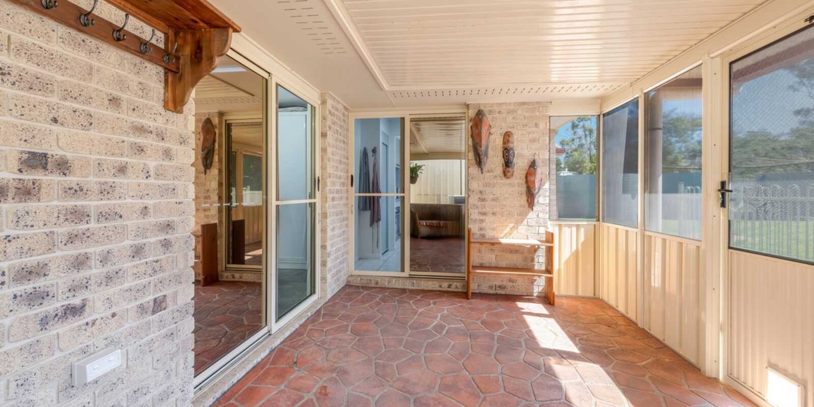 1 Statesman Drive South Bingera 1 Statesman Drive South Bingera