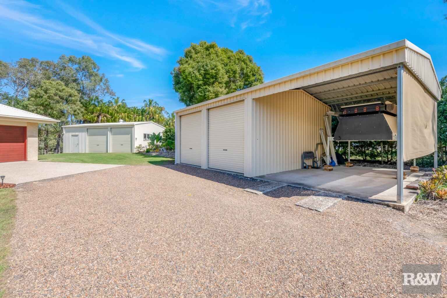 42 Kingfisher Crescent Moore Park Beach