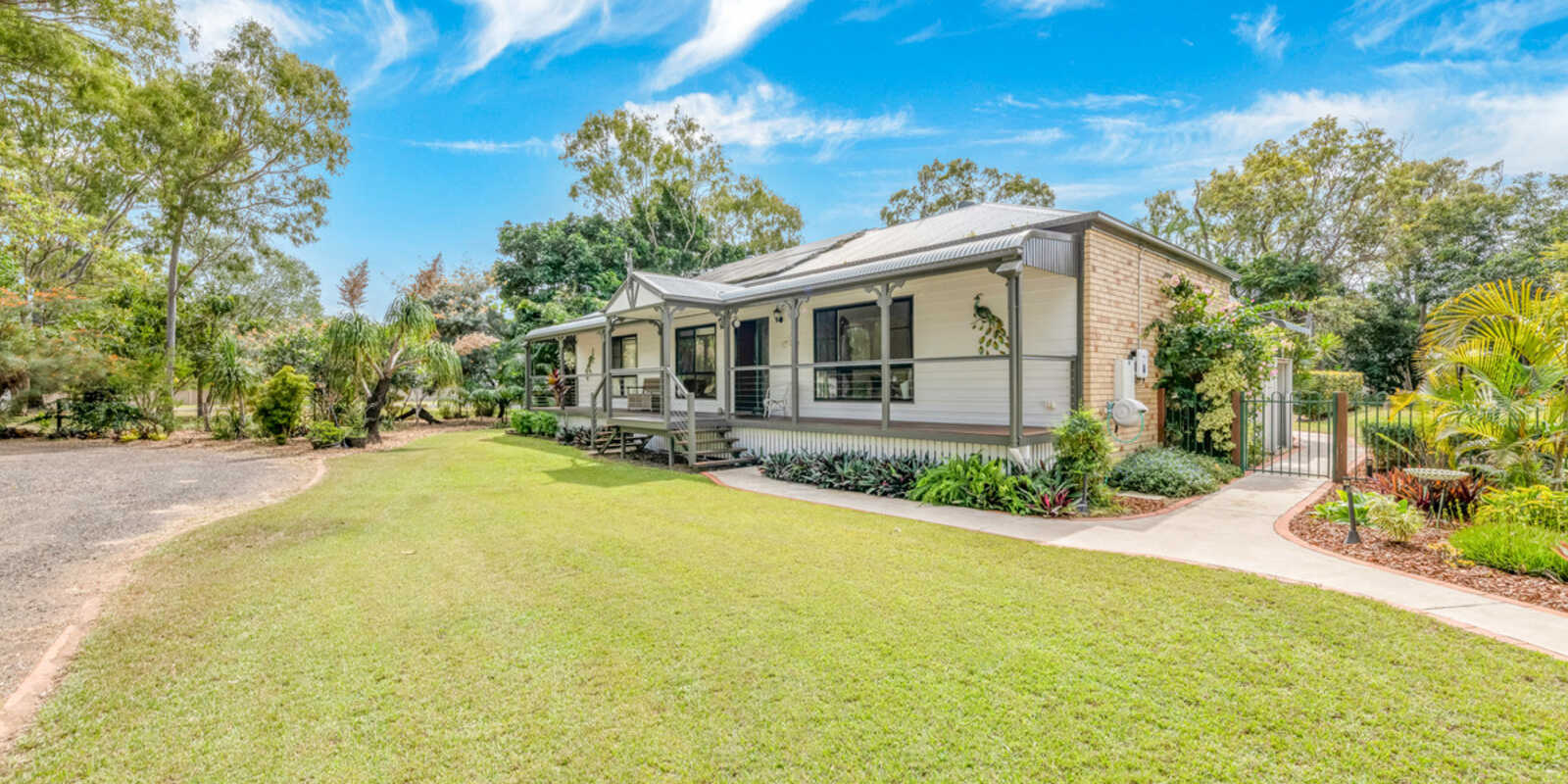 296 Sylvan Drive Moore Park Beach