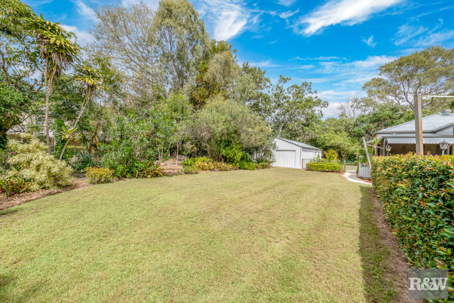 296 Sylvan Drive Moore Park Beach
