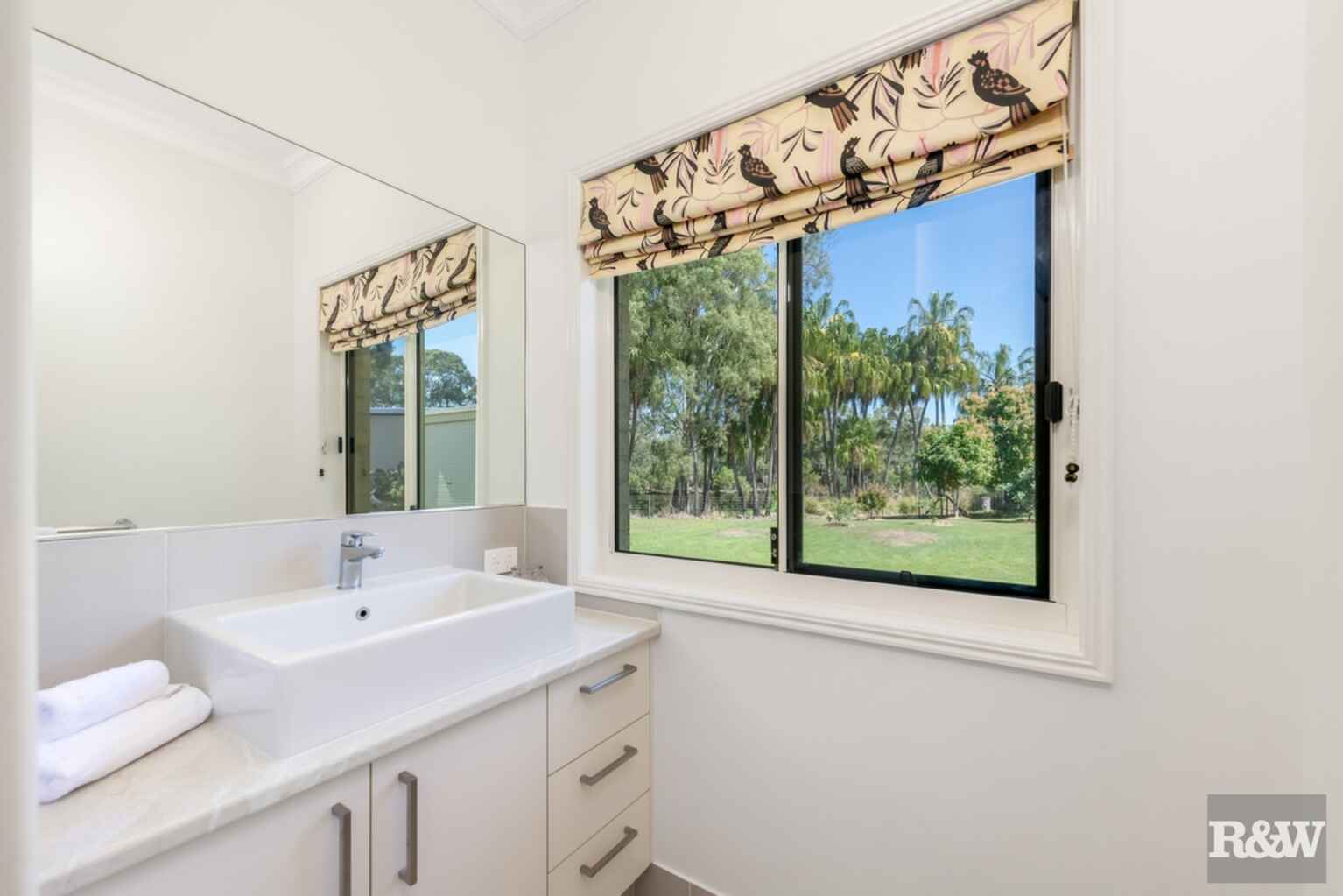 42 Kingfisher Crescent Moore Park Beach