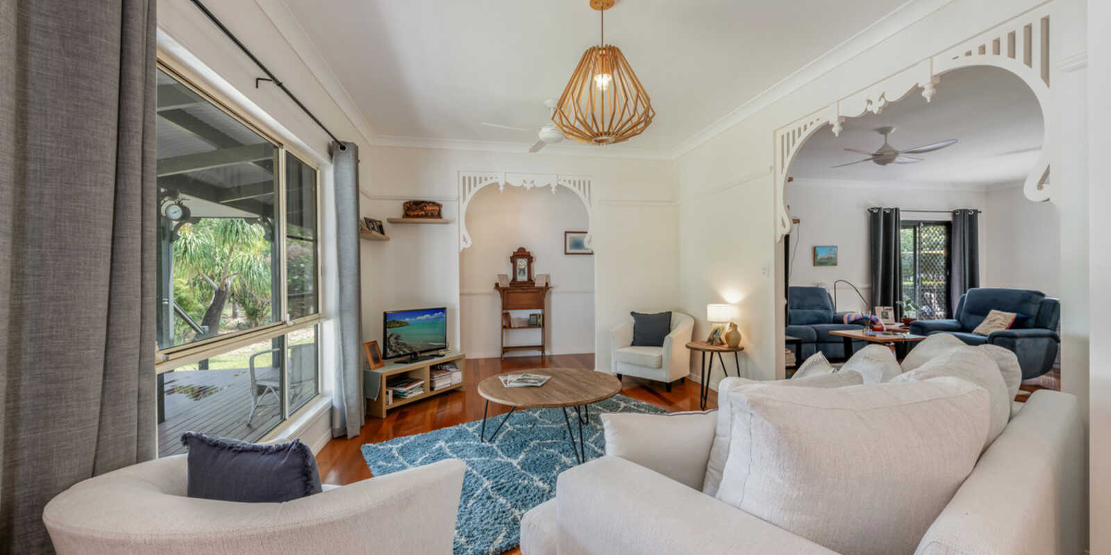 296 Sylvan Drive Moore Park Beach