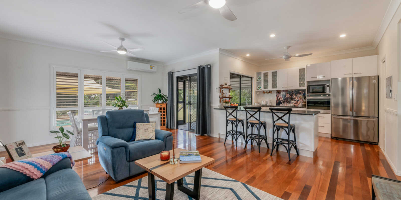 296 Sylvan Drive Moore Park Beach