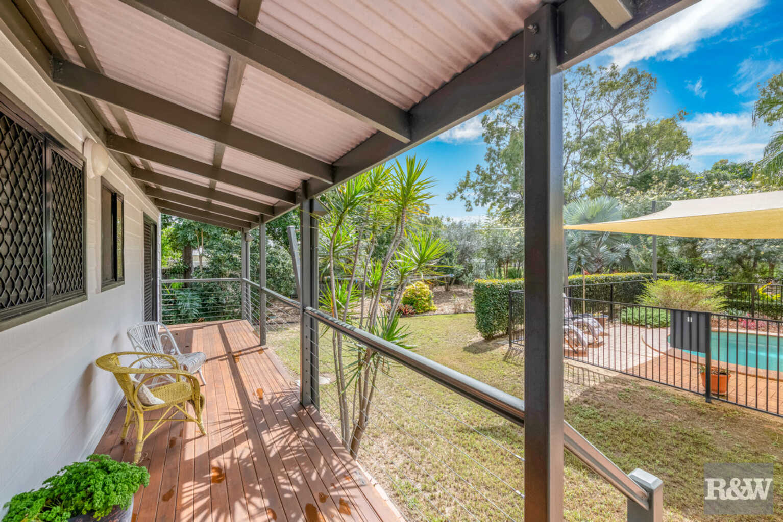 296 Sylvan Drive Moore Park Beach