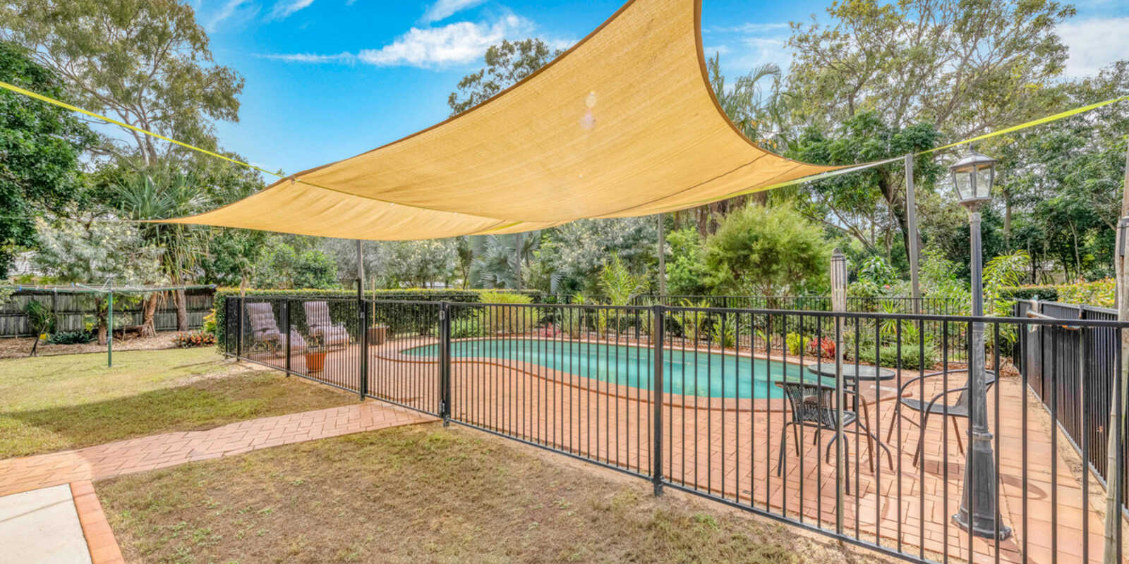 296 Sylvan Drive Moore Park Beach