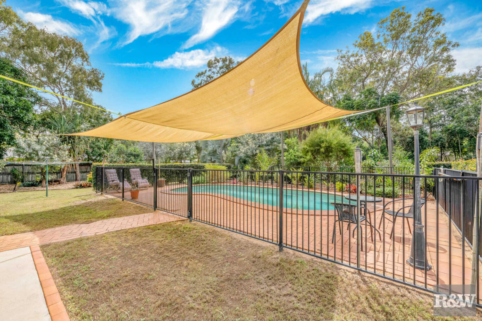 296 Sylvan Drive Moore Park Beach