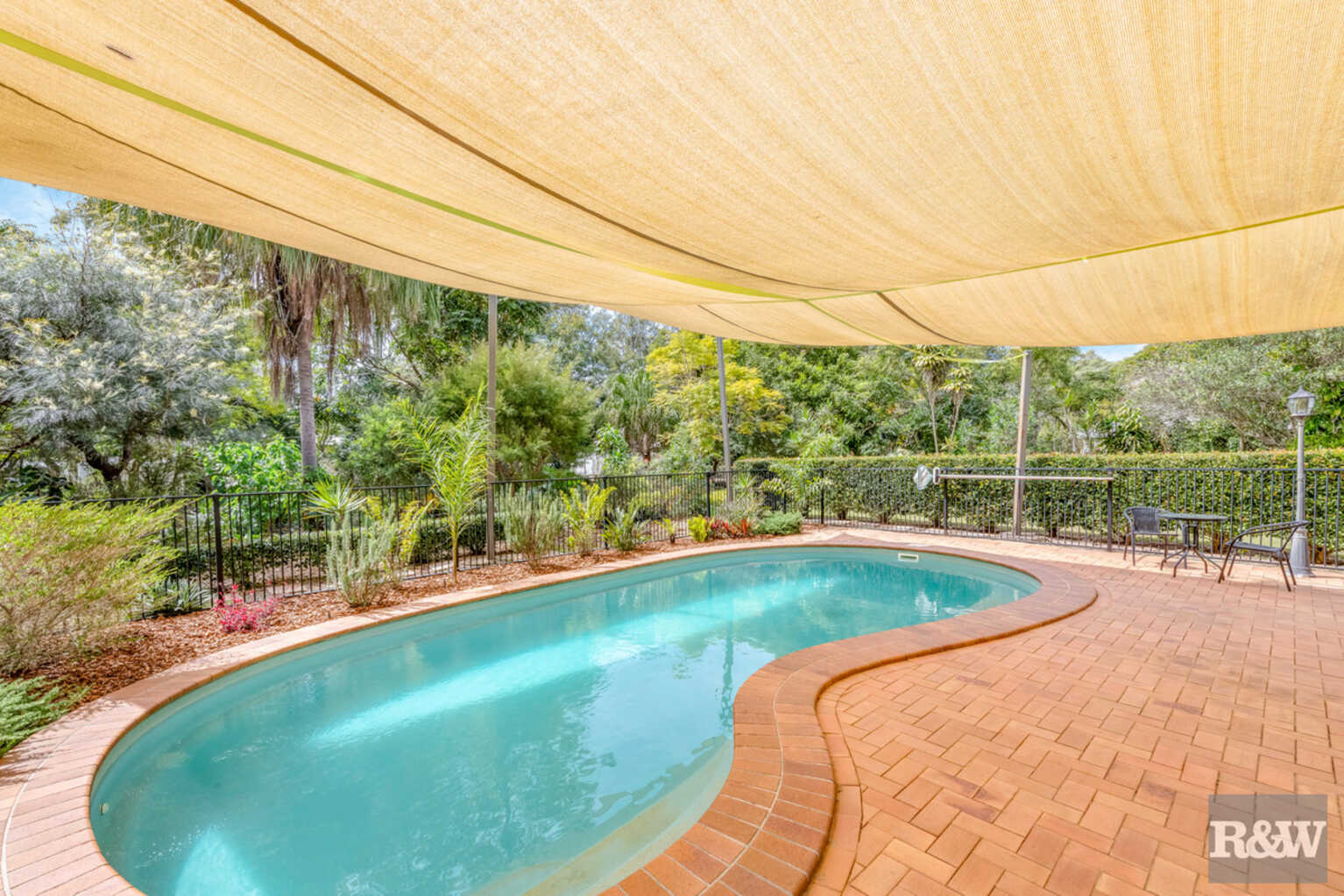 296 Sylvan Drive Moore Park Beach