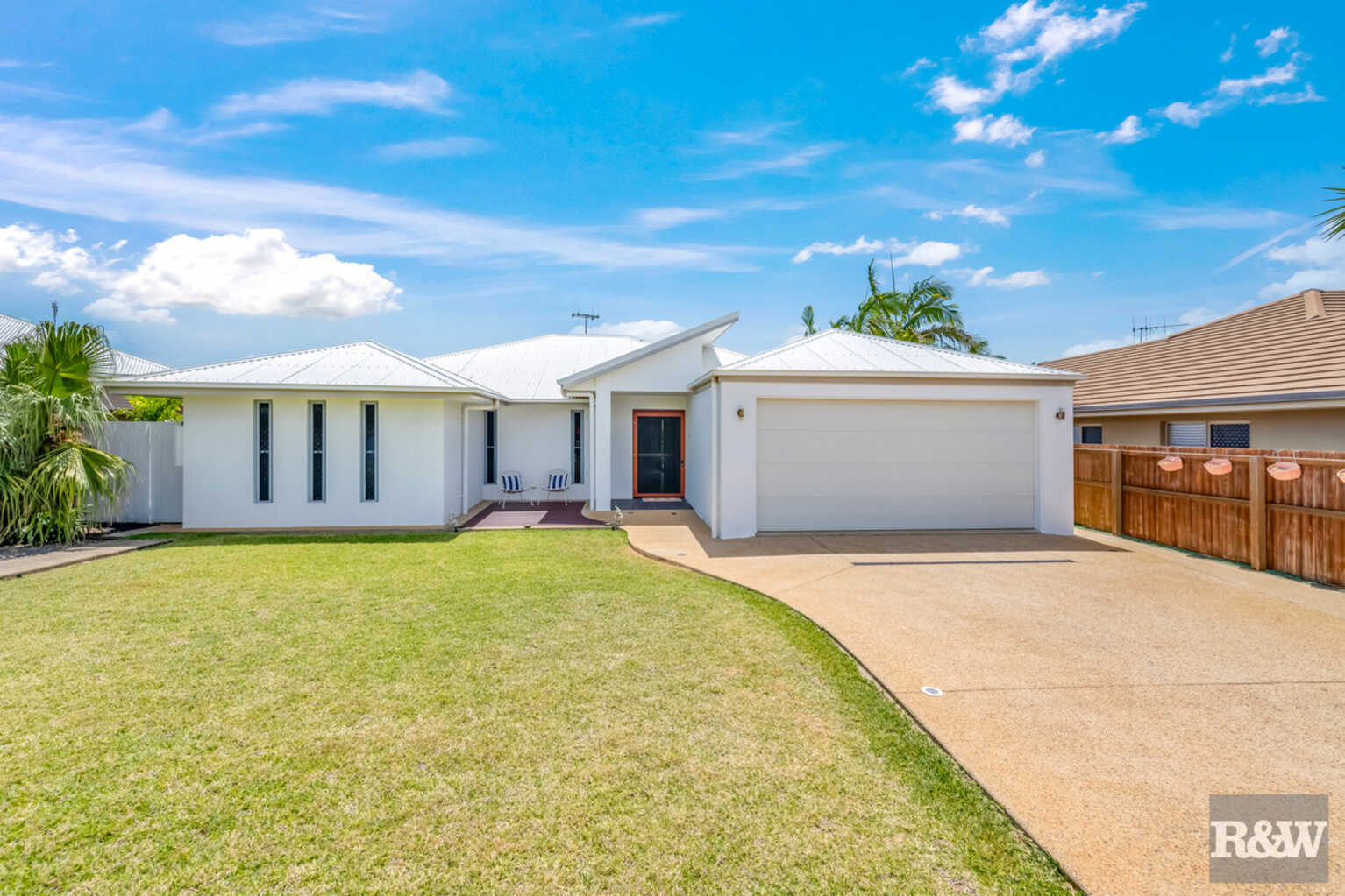 8 Hillcrest Court Bargara