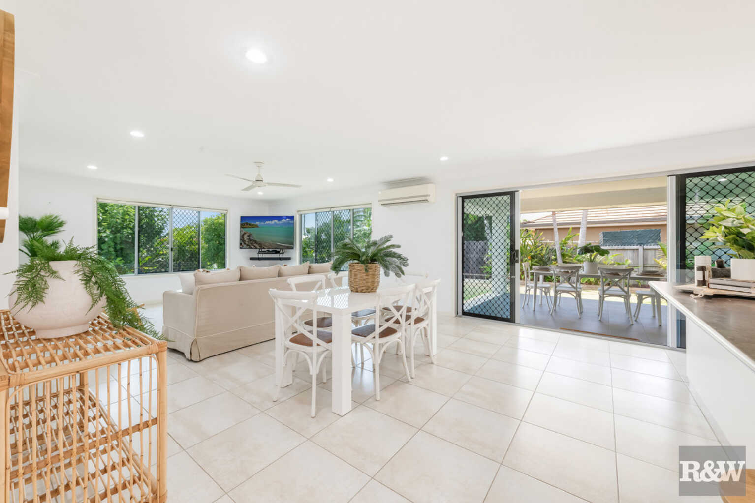 8 Hillcrest Court Bargara