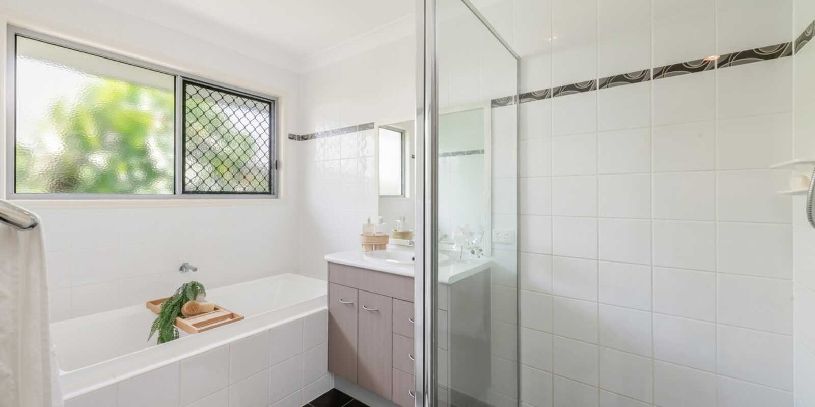 8 Hillcrest Court Bargara