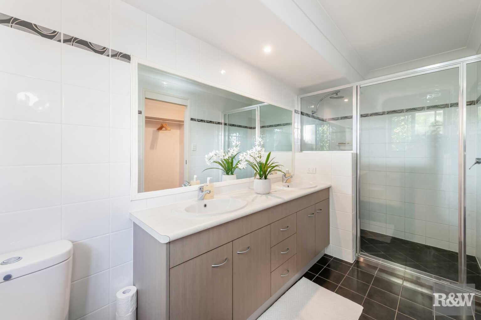 8 Hillcrest Court Bargara