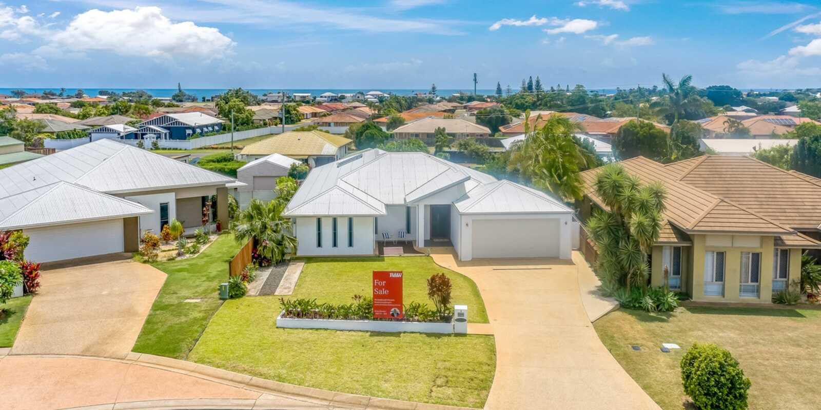 8 Hillcrest Court Bargara