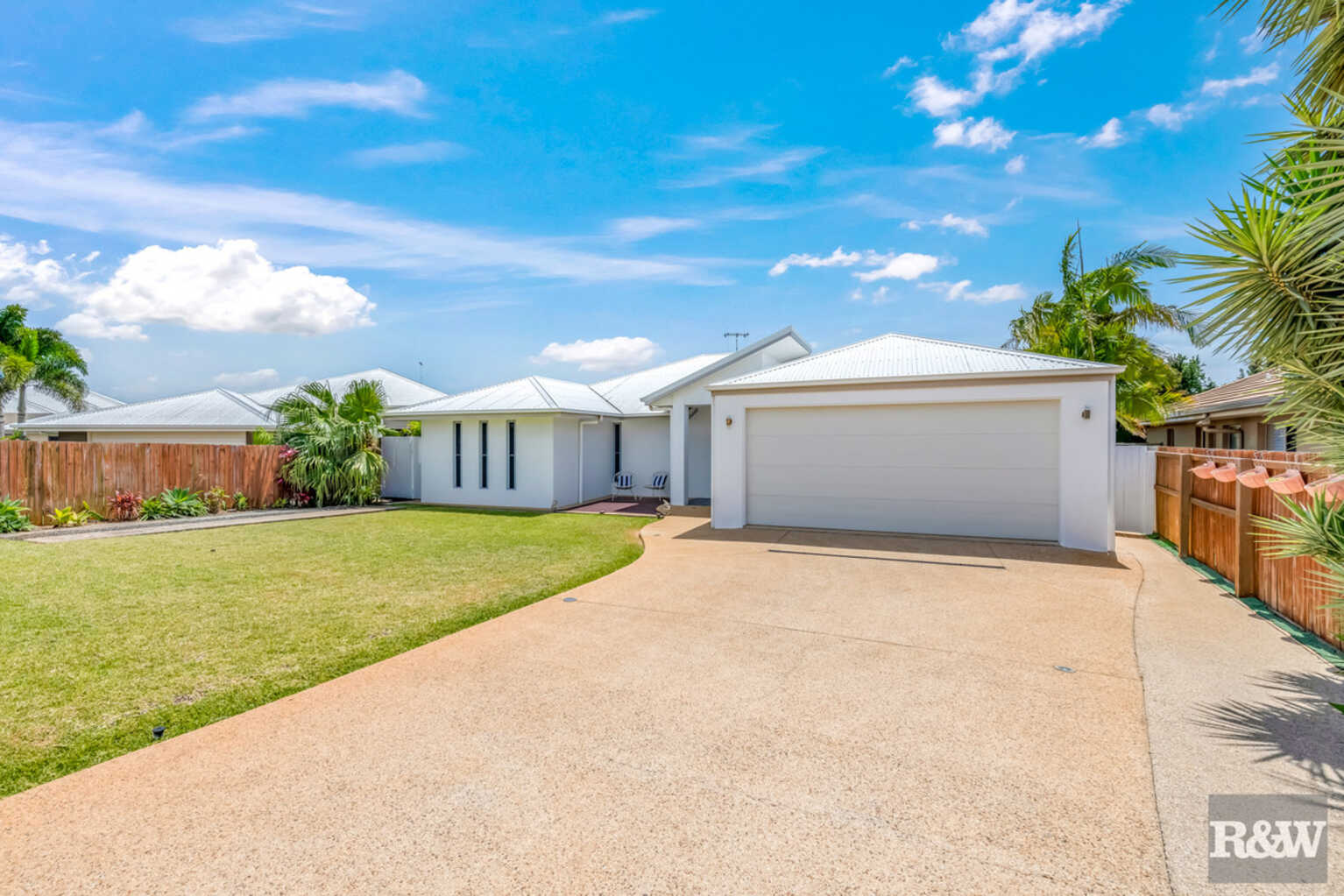 8 Hillcrest Court Bargara