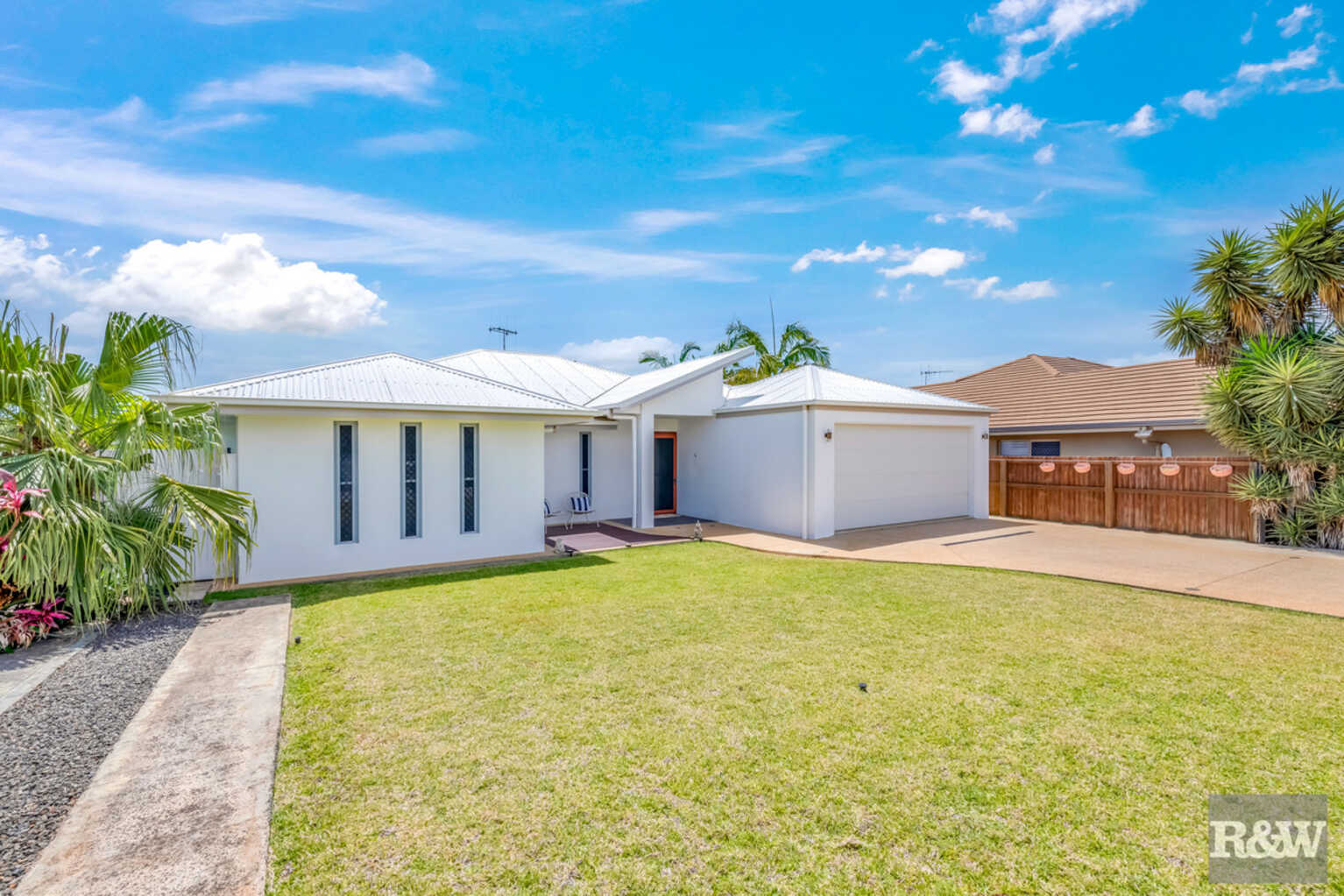 8 Hillcrest Court Bargara