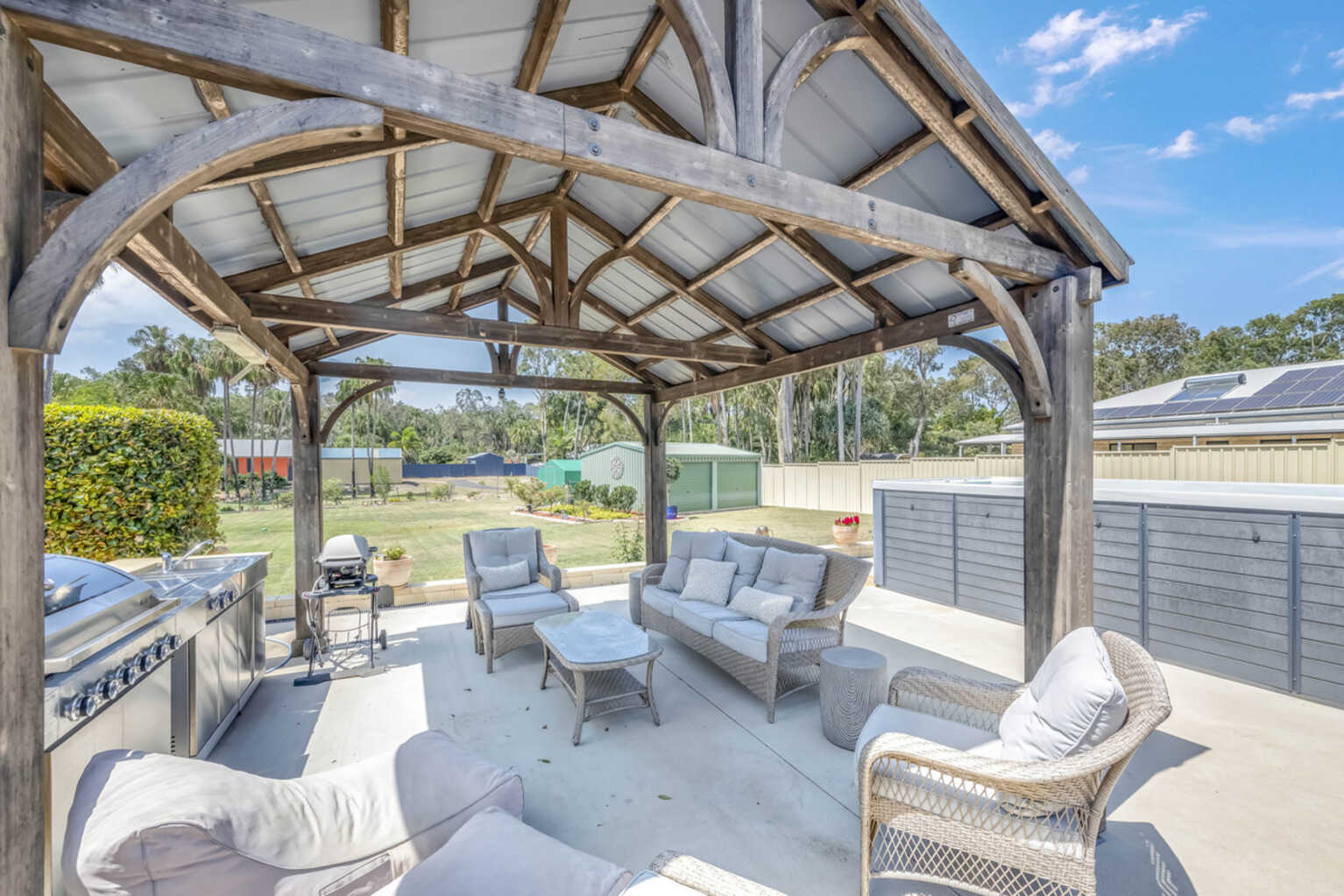 5 Woodlands Lane Moore Park Beach