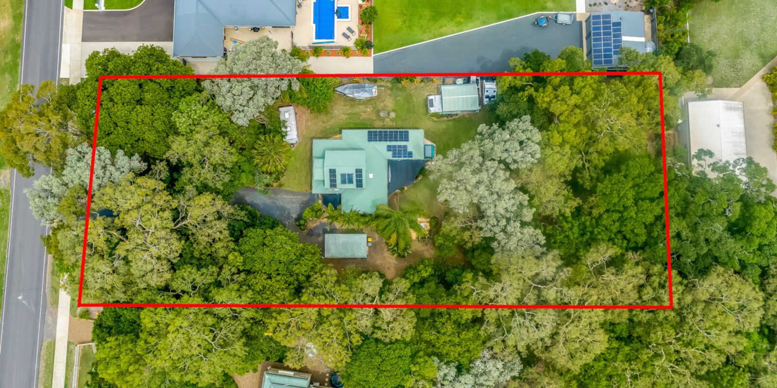147 Sylvan Drive Moore Park Beach 147 Sylvan Drive Moore Park Beach