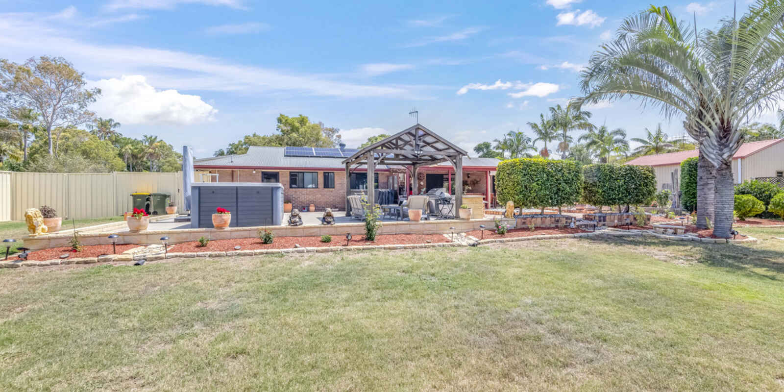 5 Woodlands Lane Moore Park Beach
