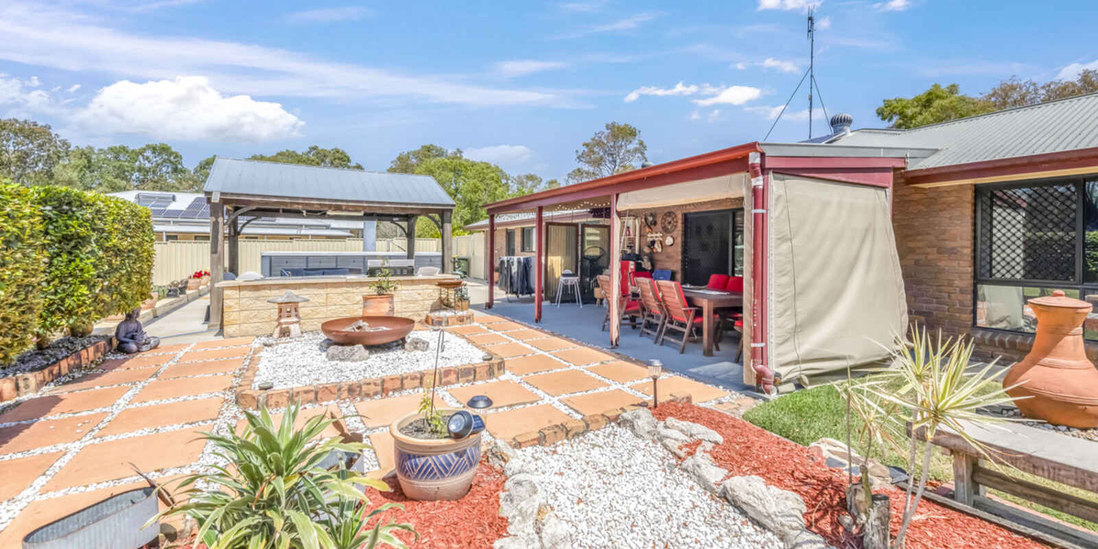 5 Woodlands Lane Moore Park Beach