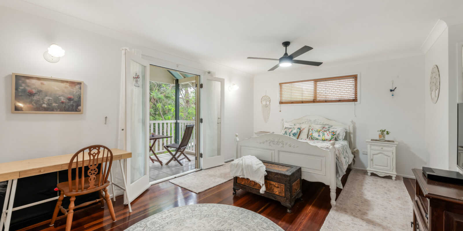 147 Sylvan Drive Moore Park Beach 147 Sylvan Drive Moore Park Beach