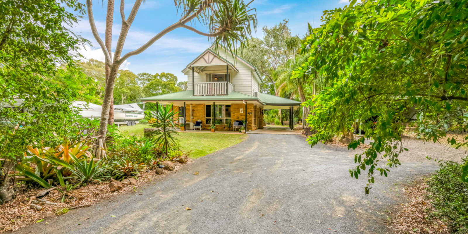 147 Sylvan Drive Moore Park Beach 147 Sylvan Drive Moore Park Beach