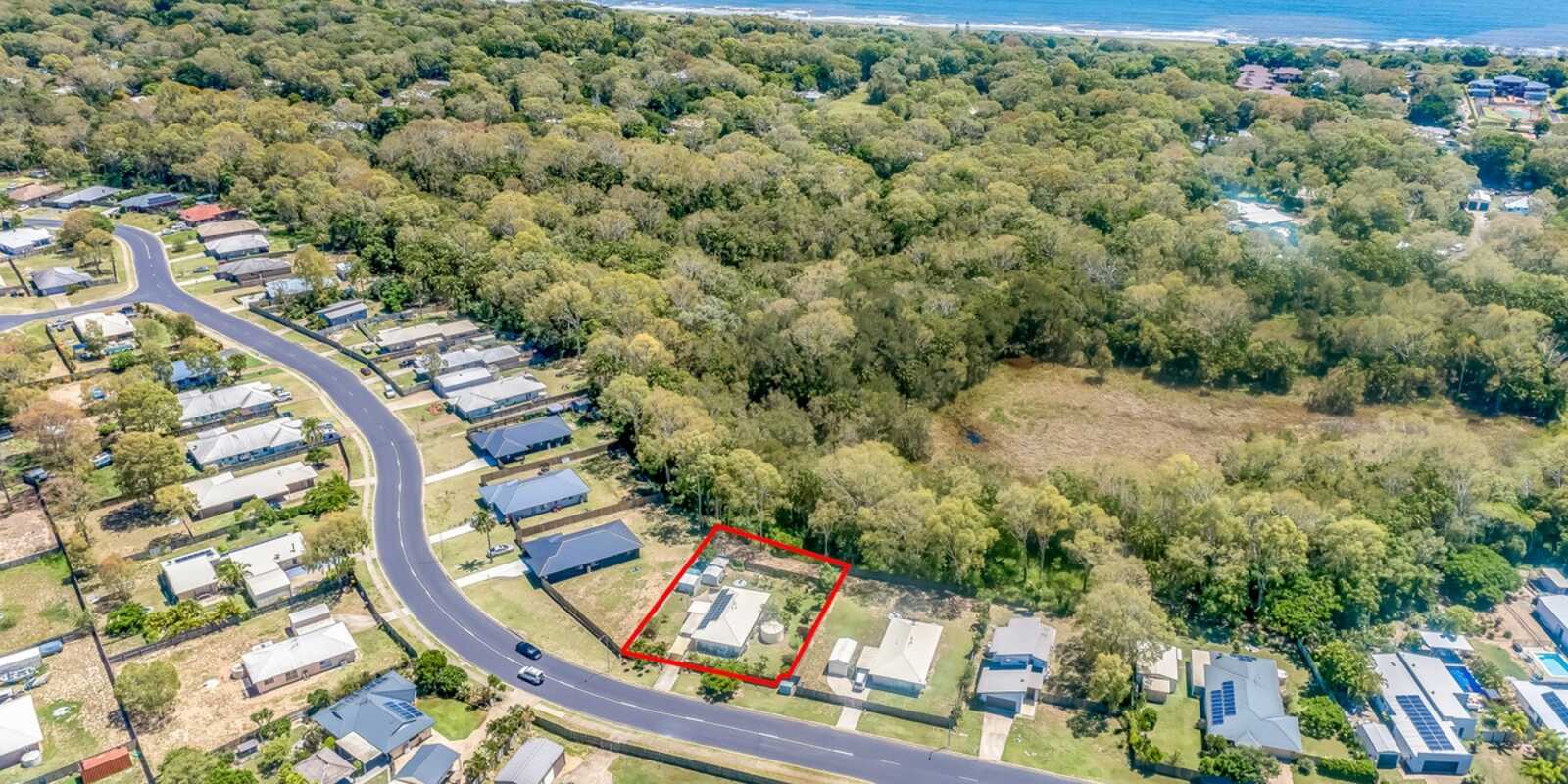 24 Malvern Drive Moore Park Beach 24 Malvern Drive Moore Park Beach