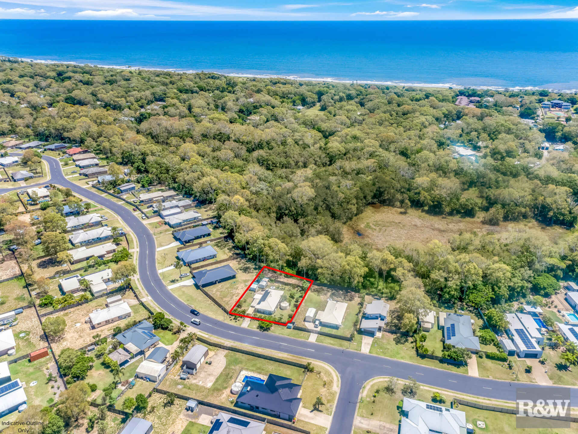 24 Malvern Drive Moore Park Beach