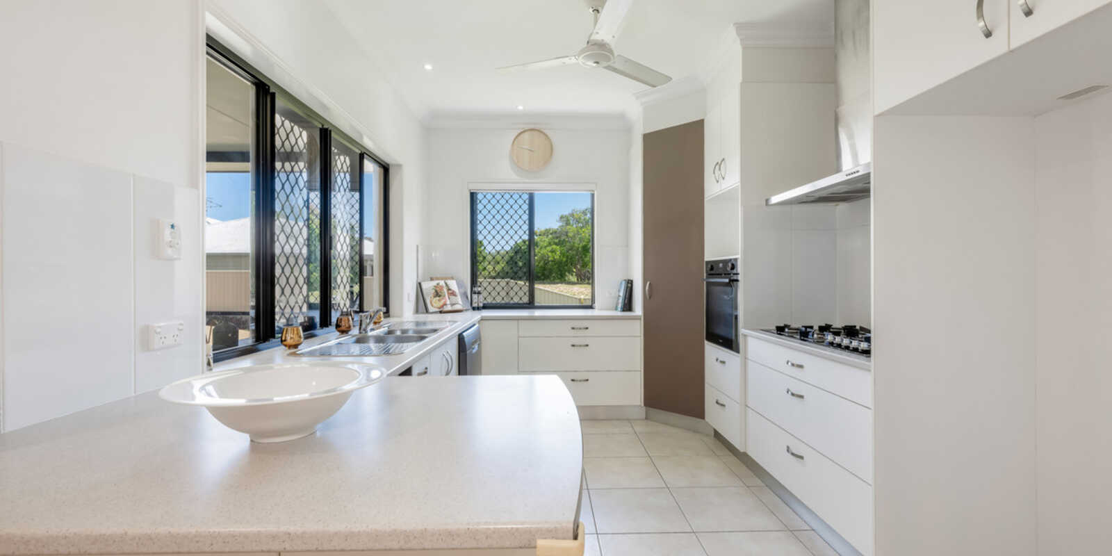 3 Kurrawa Court Moore Park Beach 3 Kurrawa Court Moore Park Beach