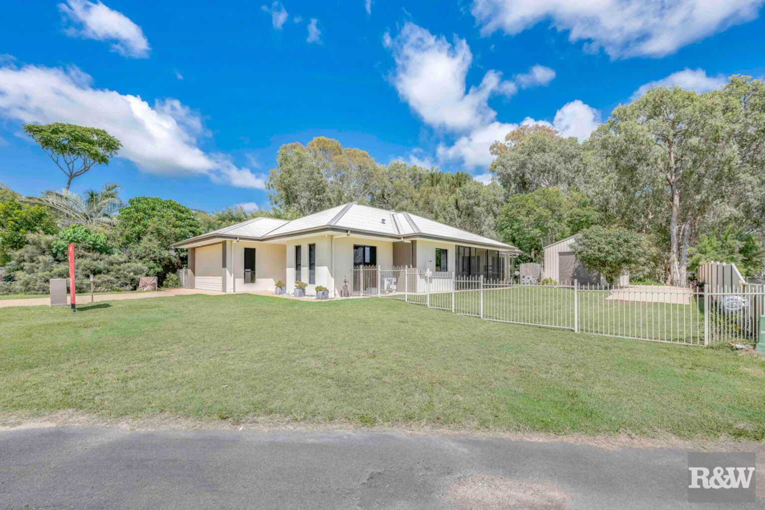 3 Kurrawa Court Moore Park Beach 3 Kurrawa Court Moore Park Beach