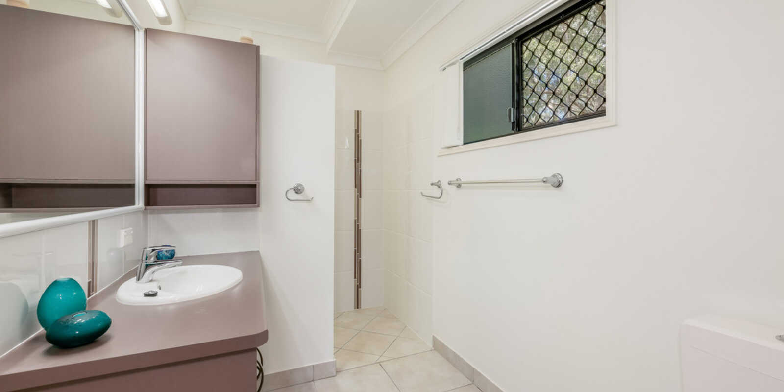 3 Kurrawa Court Moore Park Beach 3 Kurrawa Court Moore Park Beach
