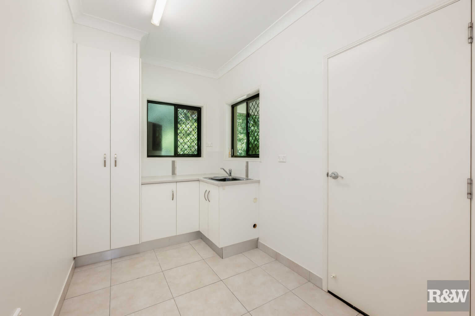 3 Kurrawa Court Moore Park Beach 3 Kurrawa Court Moore Park Beach