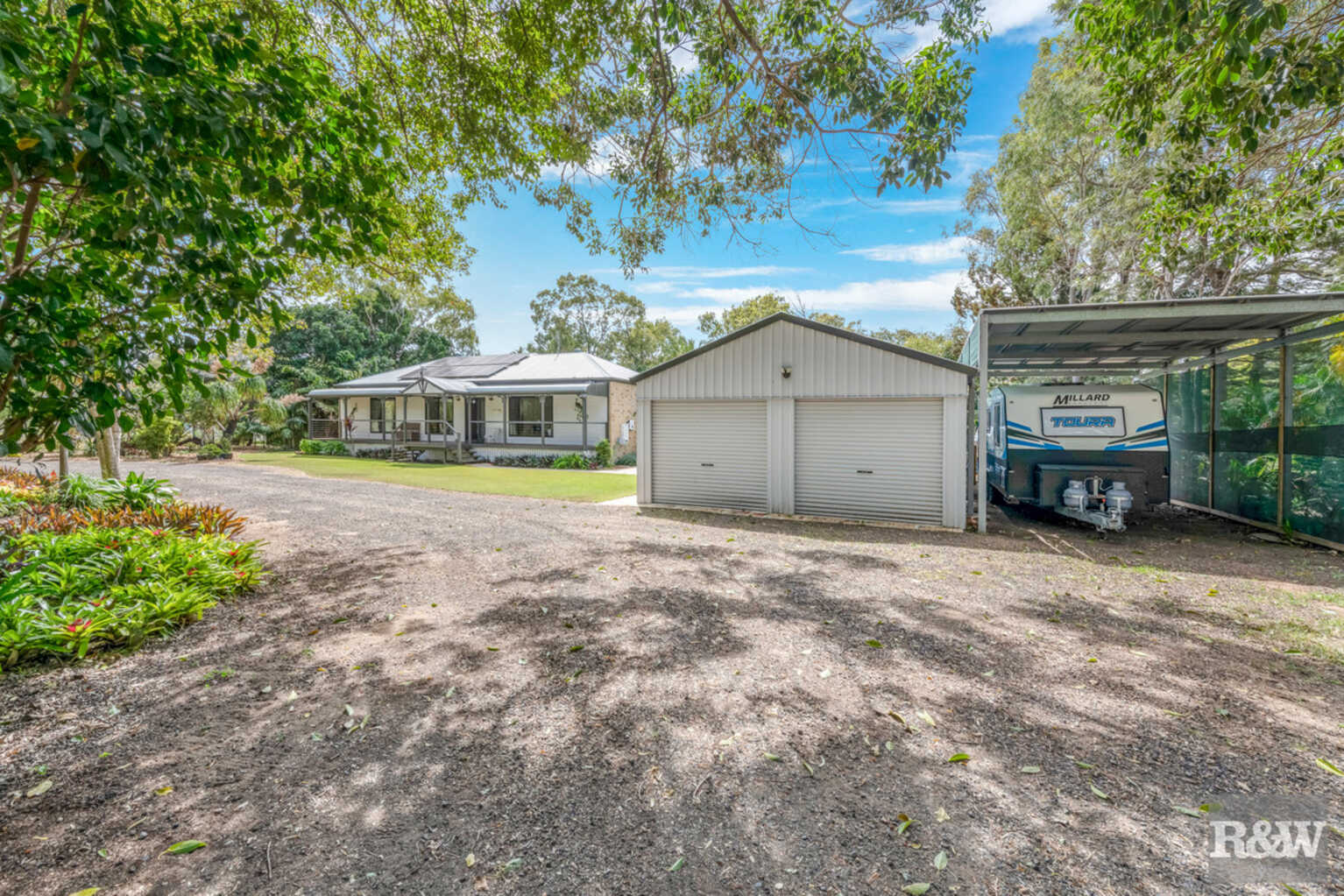 296 Sylvan Drive Moore Park Beach