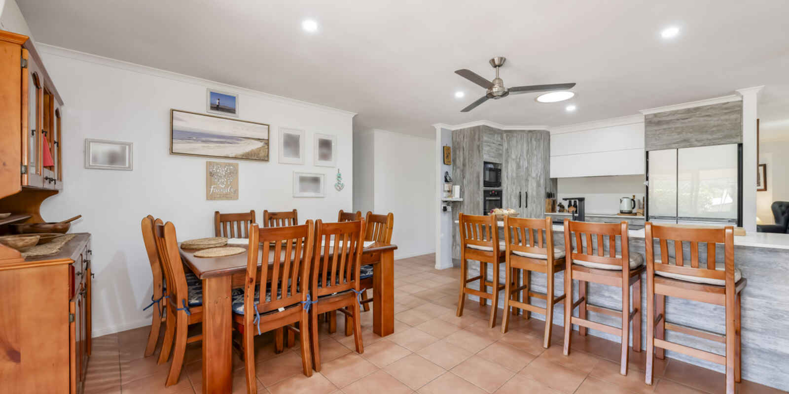 5 Woodlands Lane Moore Park Beach