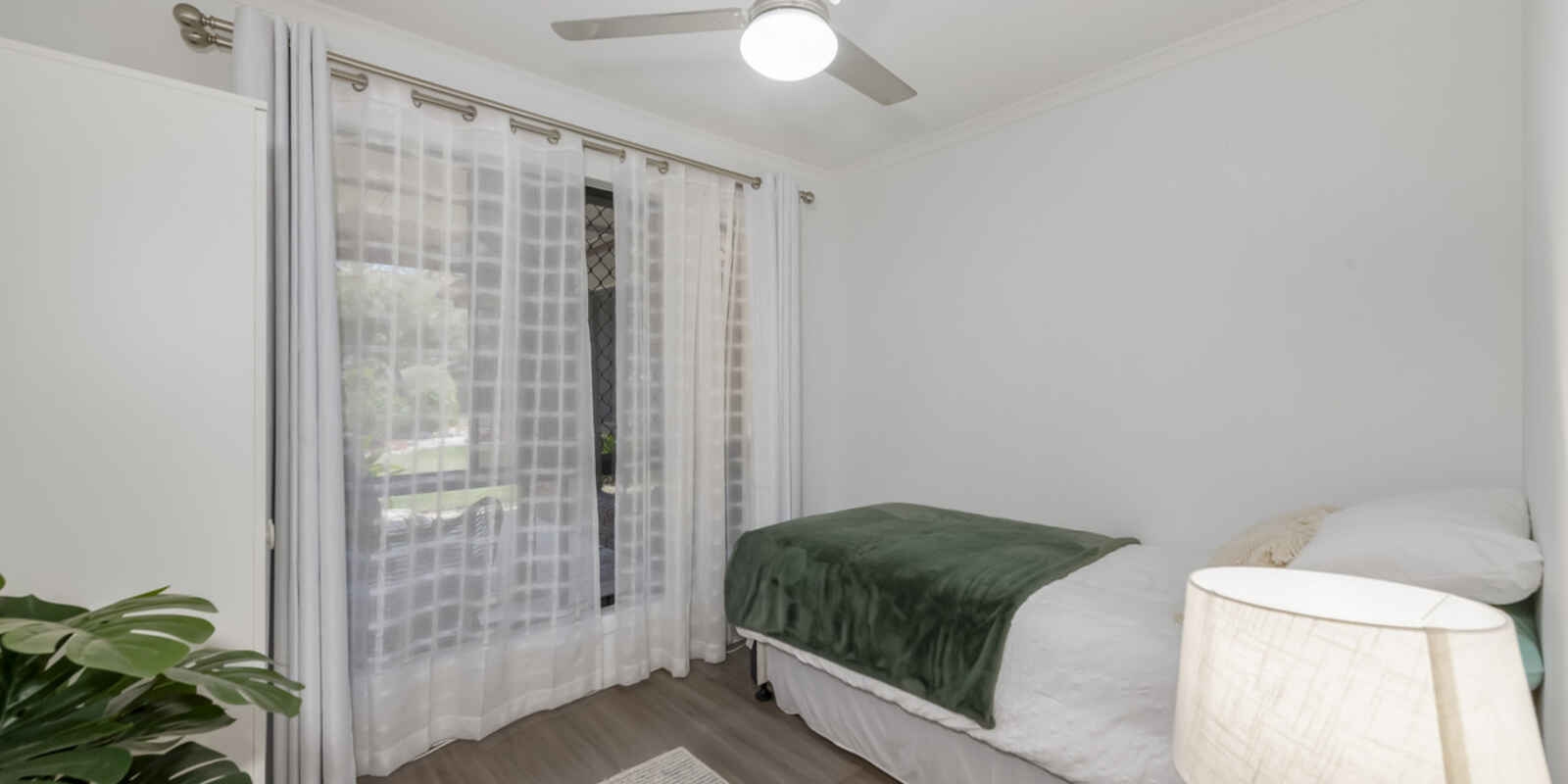 5 Woodlands Lane Moore Park Beach