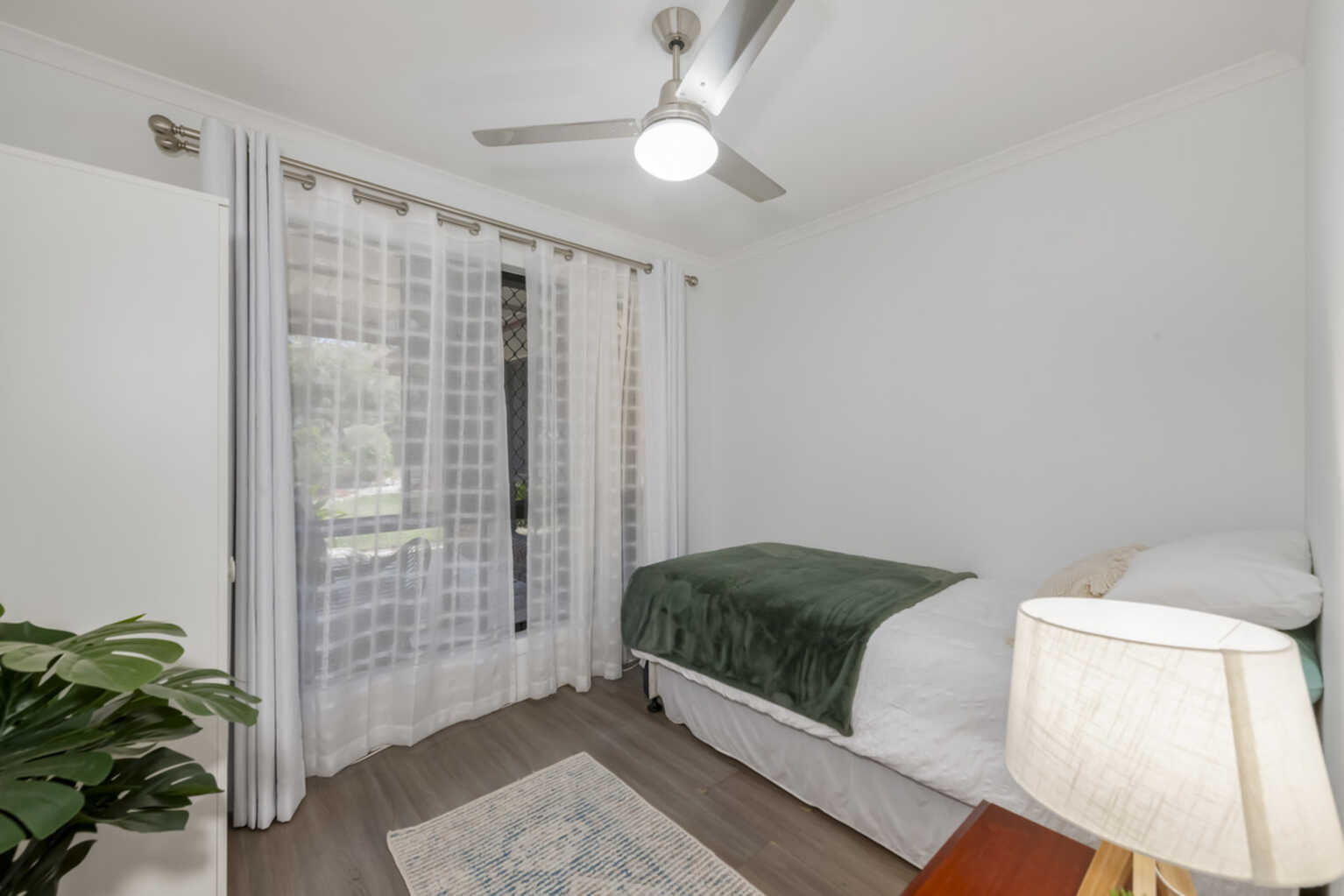 5 Woodlands Lane Moore Park Beach