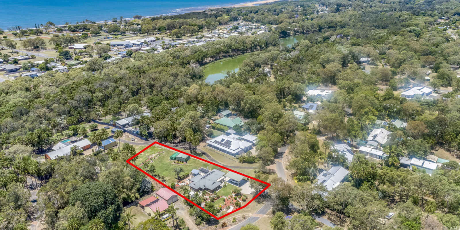 5 Woodlands Lane Moore Park Beach