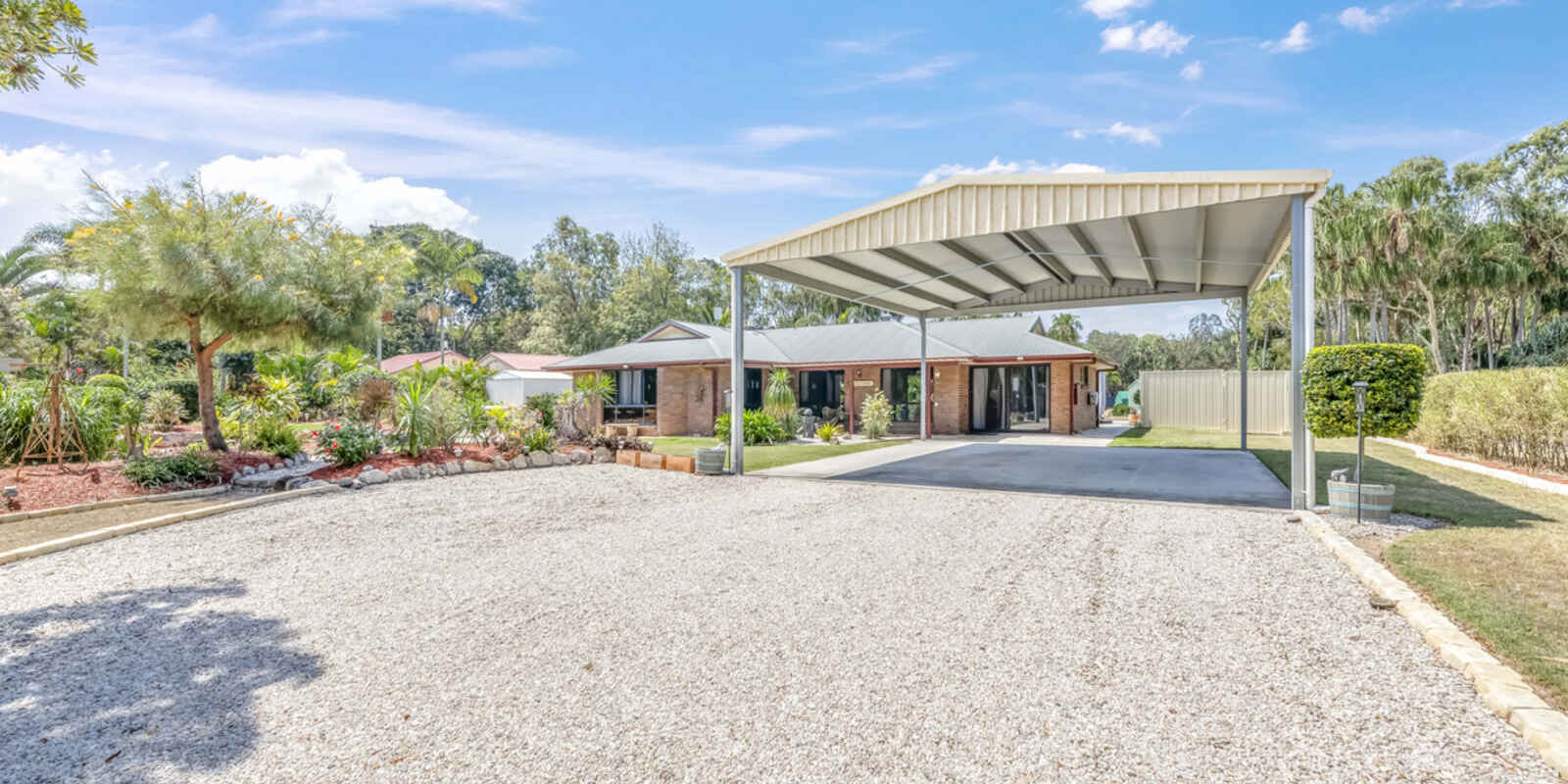 5 Woodlands Lane Moore Park Beach