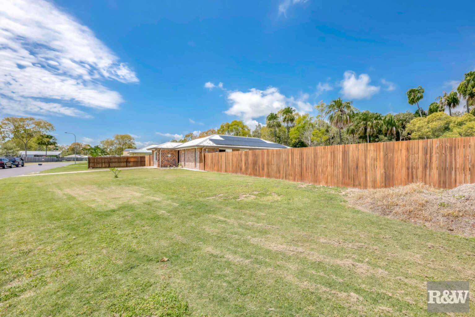 25 Regency Road Moore Park Beach 25 Regency Road Moore Park Beach