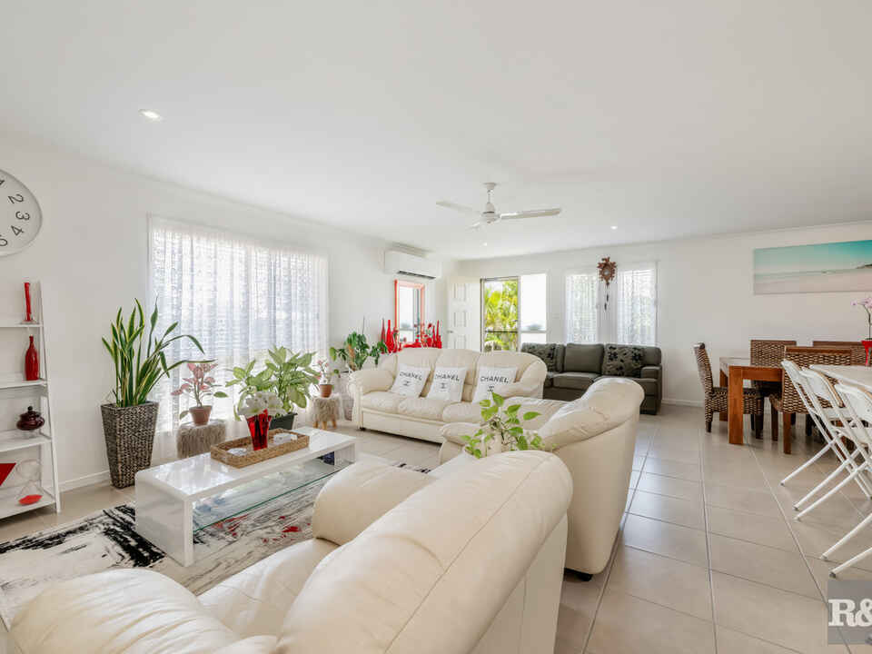 24 Malvern Drive Moore Park Beach