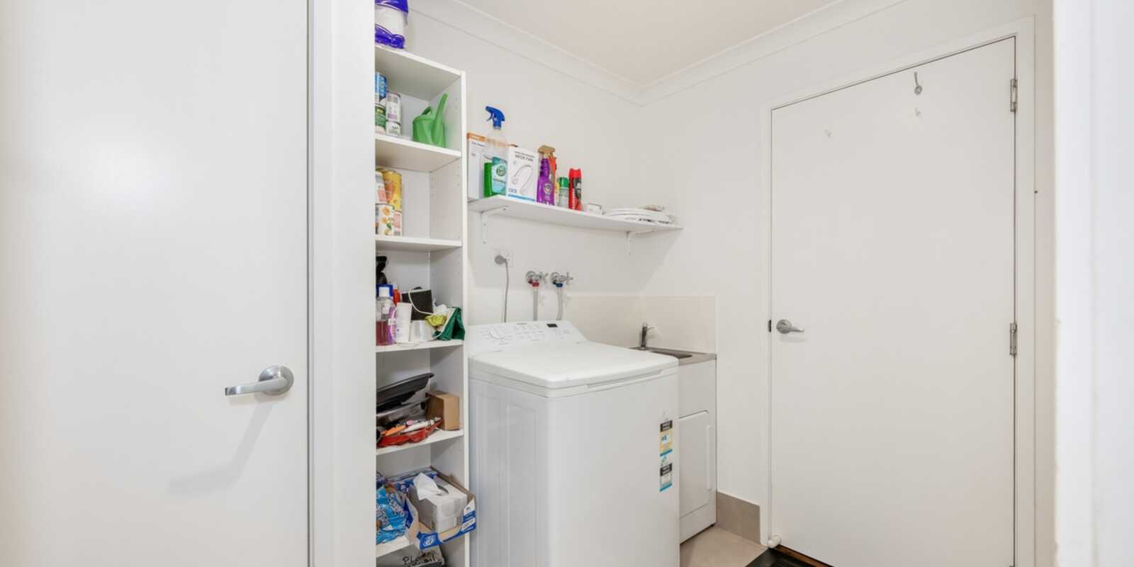 24 Malvern Drive Moore Park Beach 24 Malvern Drive Moore Park Beach