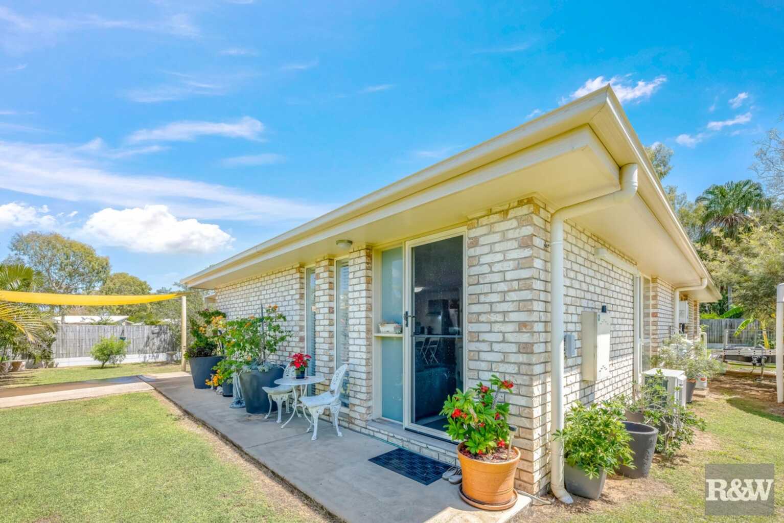 24 Malvern Drive Moore Park Beach 24 Malvern Drive Moore Park Beach