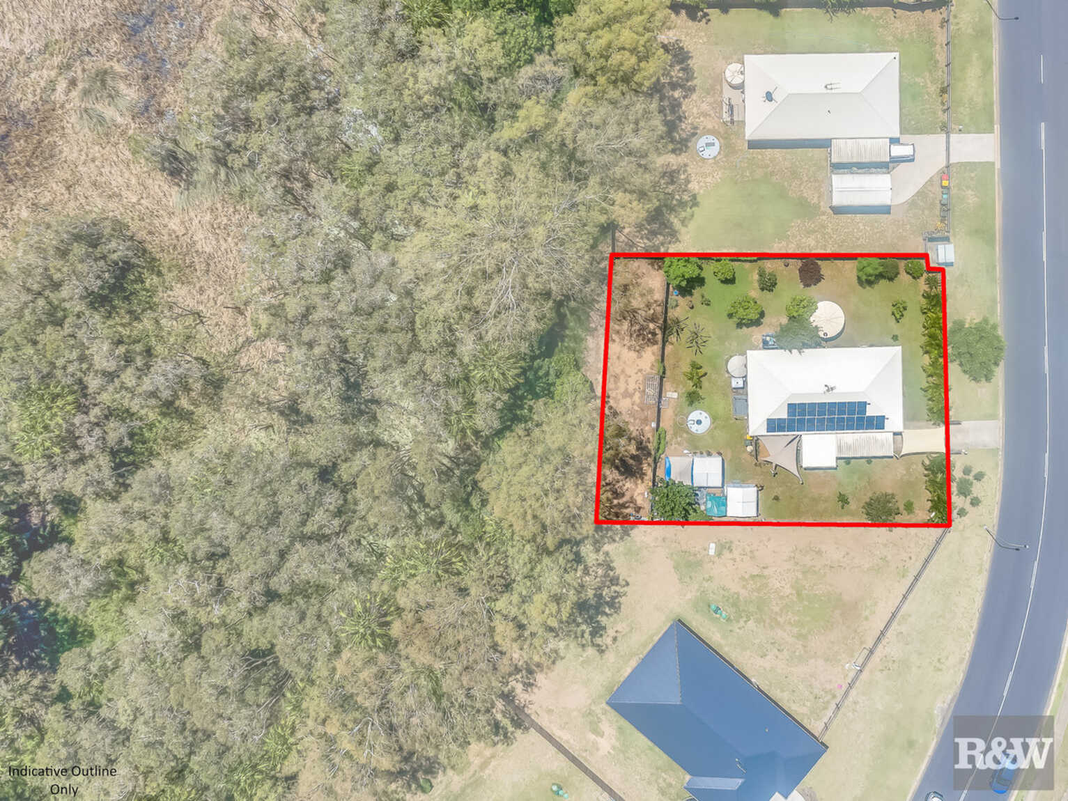 24 Malvern Drive Moore Park Beach 24 Malvern Drive Moore Park Beach