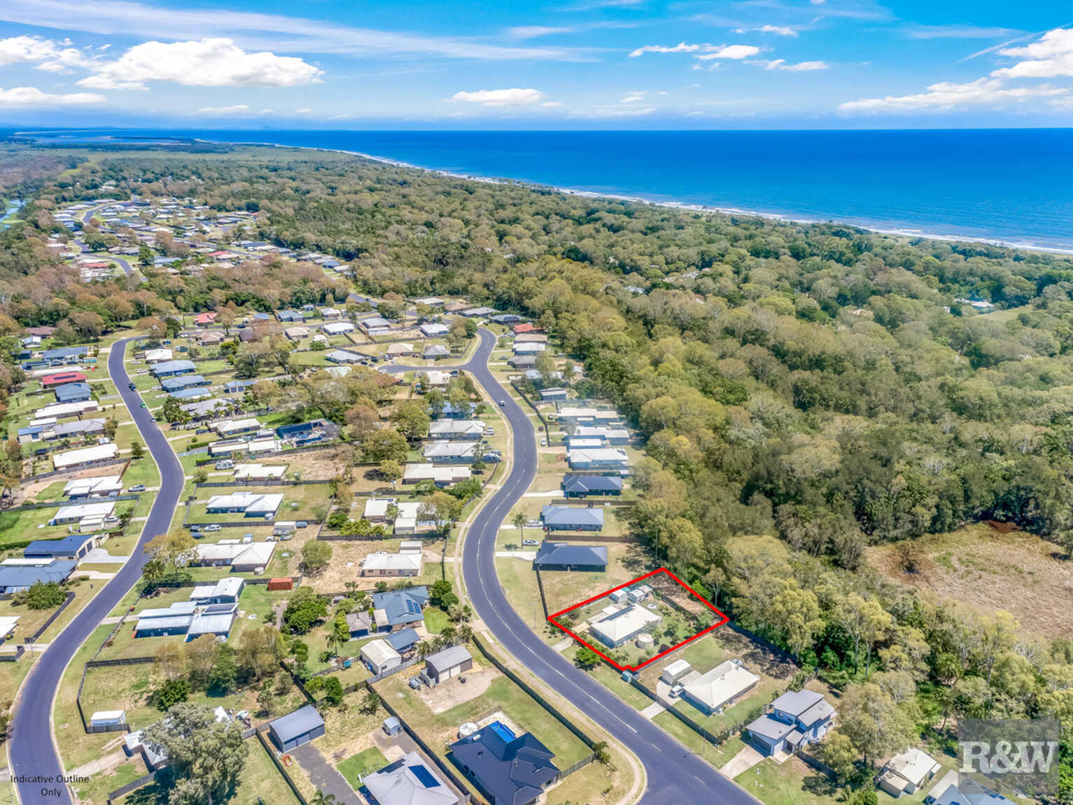 24 Malvern Drive Moore Park Beach 24 Malvern Drive Moore Park Beach