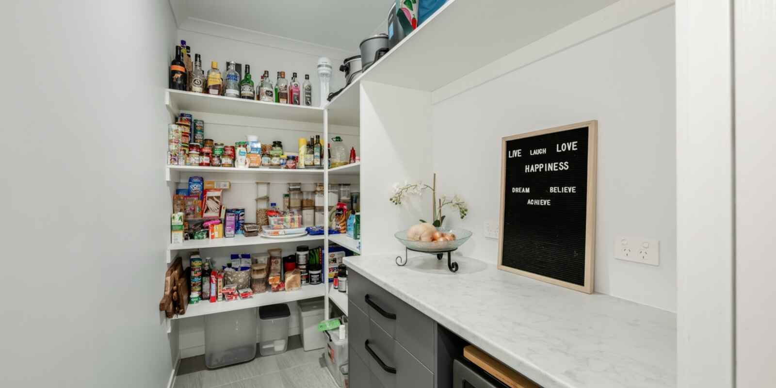 2 Wade Court Innes Park