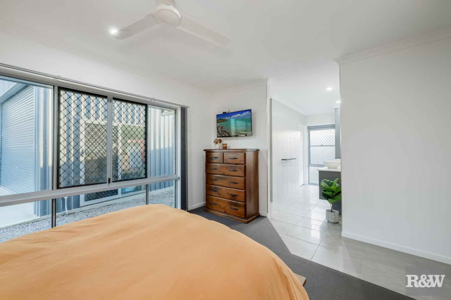 2 Wade Court Innes Park