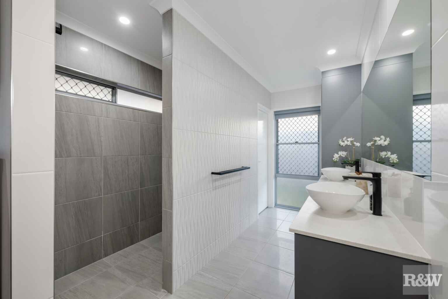 2 Wade Court Innes Park