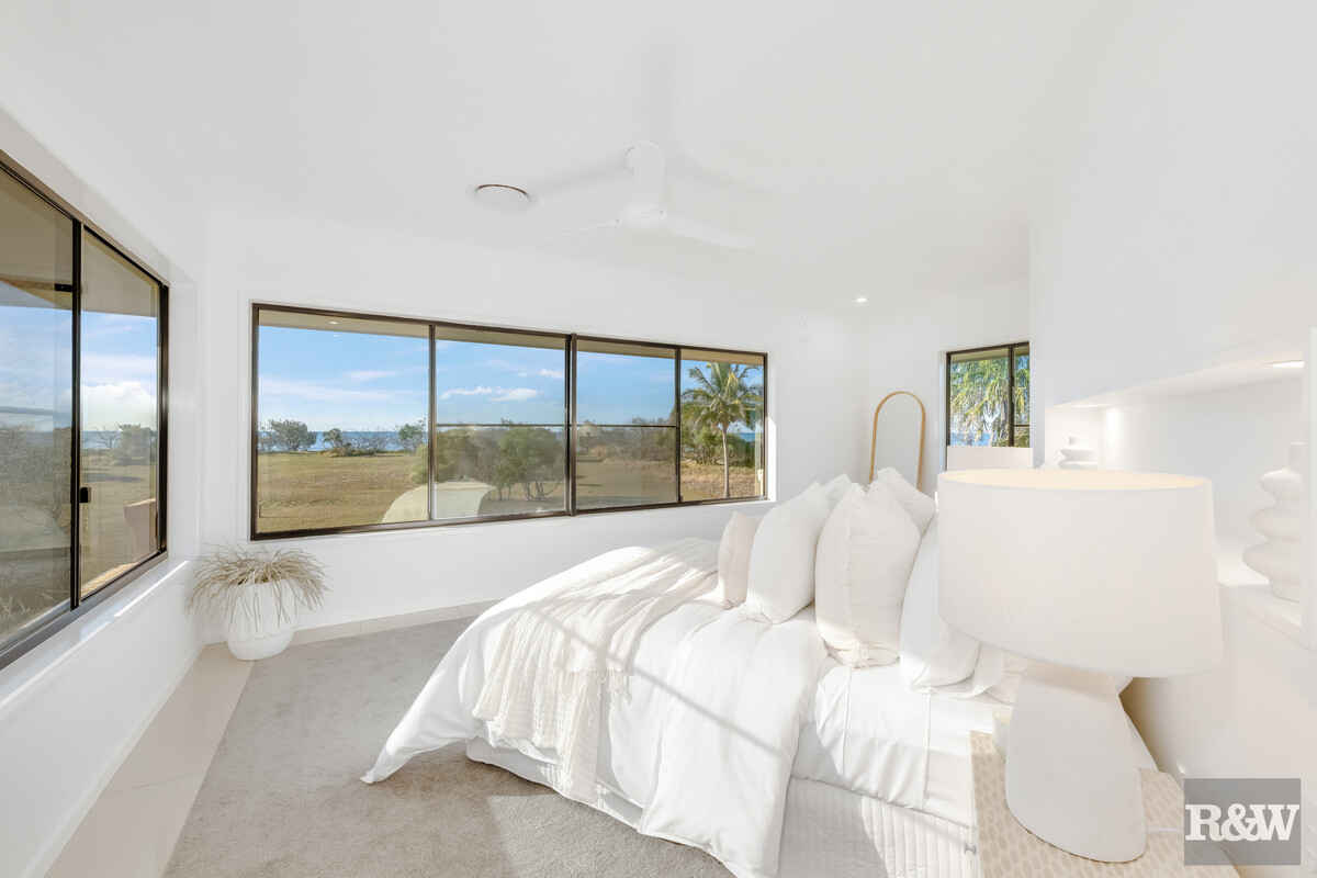 126 Sylvan Drive Moore Park Beach