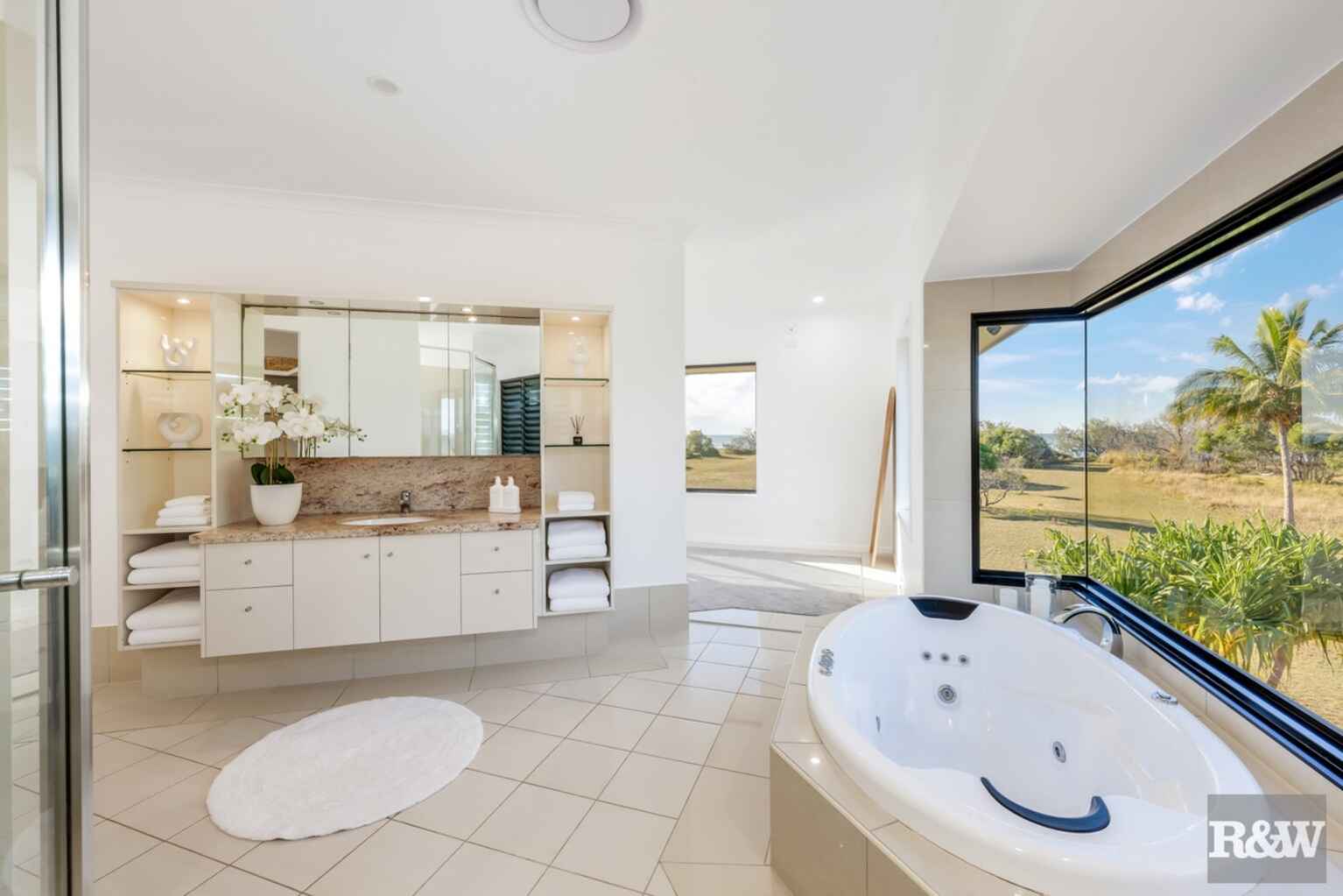 126 Sylvan Drive Moore Park Beach 126 Sylvan Drive Moore Park Beach