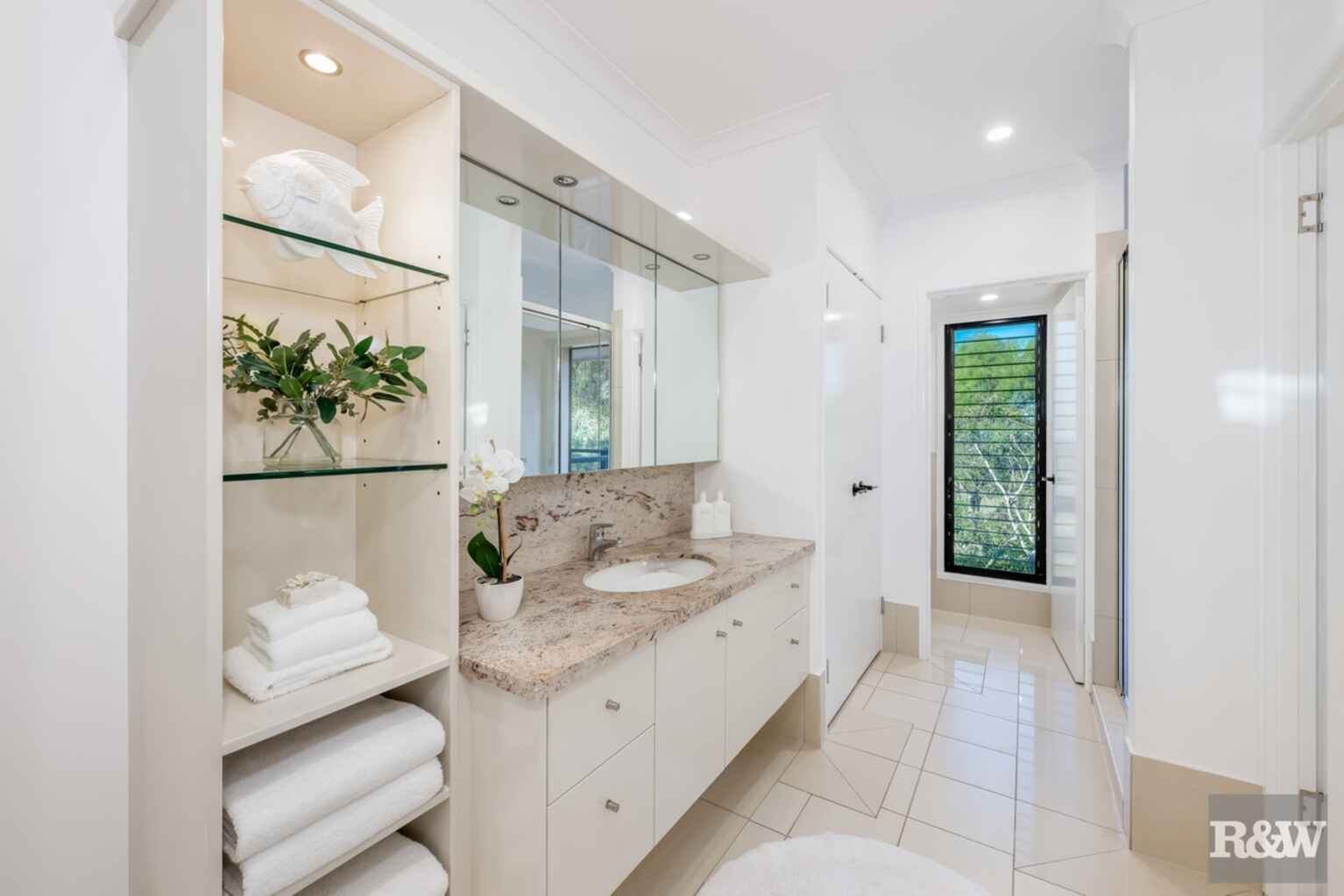 126 Sylvan Drive Moore Park Beach 126 Sylvan Drive Moore Park Beach